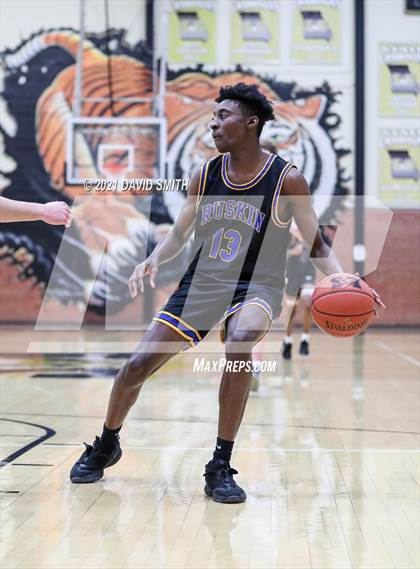 Thumbnail 1 in Rock Bridge vs Ruskin (Summit Grill Shootout) photogallery.