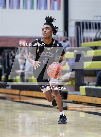 Thumbnail 2 in Rock Bridge vs Ruskin (Summit Grill Shootout) photogallery.