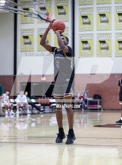Thumbnail 3 in Rock Bridge vs Ruskin (Summit Grill Shootout) photogallery.
