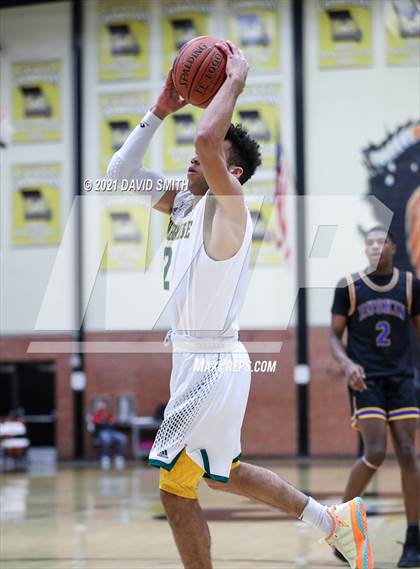 Thumbnail 1 in Rock Bridge vs Ruskin (Summit Grill Shootout) photogallery.