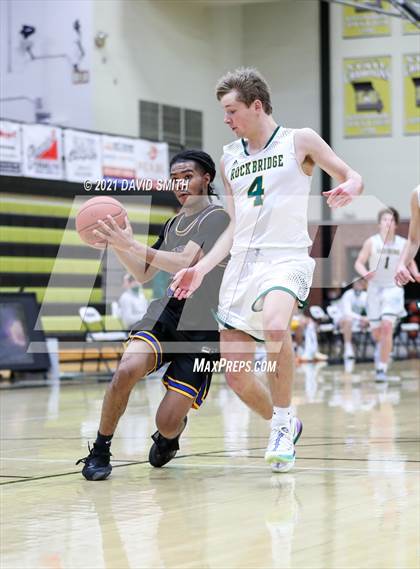 Thumbnail 1 in Rock Bridge vs Ruskin (Summit Grill Shootout) photogallery.