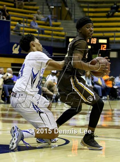 Thumbnail 3 in Crespi vs. Capital Christian (CIF State D4 Final) photogallery.