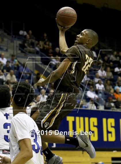 Thumbnail 2 in Crespi vs. Capital Christian (CIF State D4 Final) photogallery.