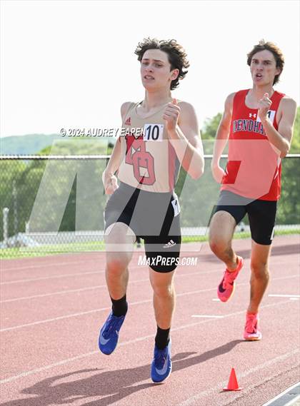 Thumbnail 2 in New Jersey Athletic Conference Meet photogallery.