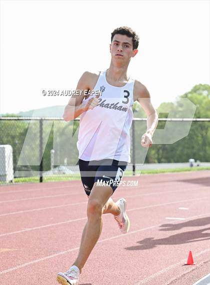 Thumbnail 2 in New Jersey Athletic Conference Meet photogallery.