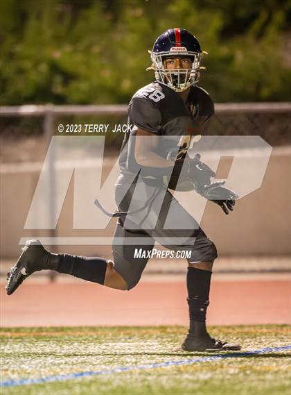 Thumbnail 3 in El Modena @ Yorba Linda photogallery.