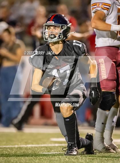 Thumbnail 1 in El Modena @ Yorba Linda photogallery.