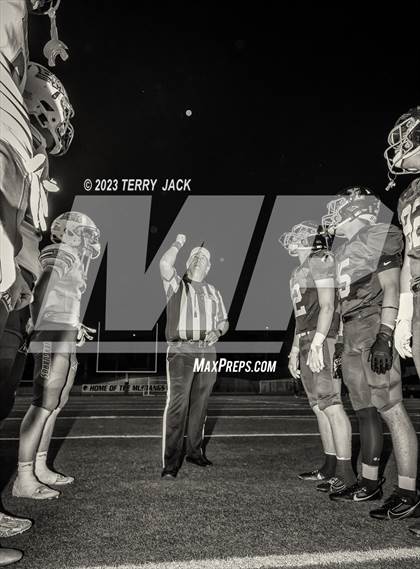 Thumbnail 1 in El Modena @ Yorba Linda photogallery.