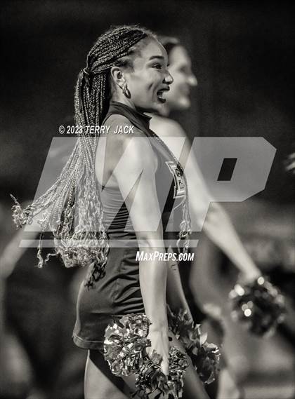 Thumbnail 1 in El Modena @ Yorba Linda photogallery.