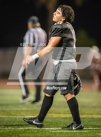 Thumbnail 3 in El Modena @ Yorba Linda photogallery.