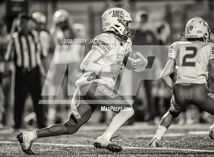 Thumbnail 1 in El Modena @ Yorba Linda photogallery.