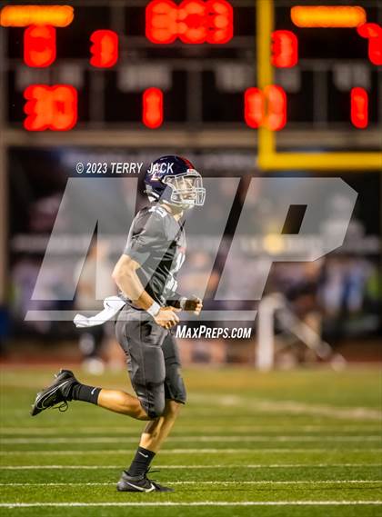 Thumbnail 3 in El Modena @ Yorba Linda photogallery.