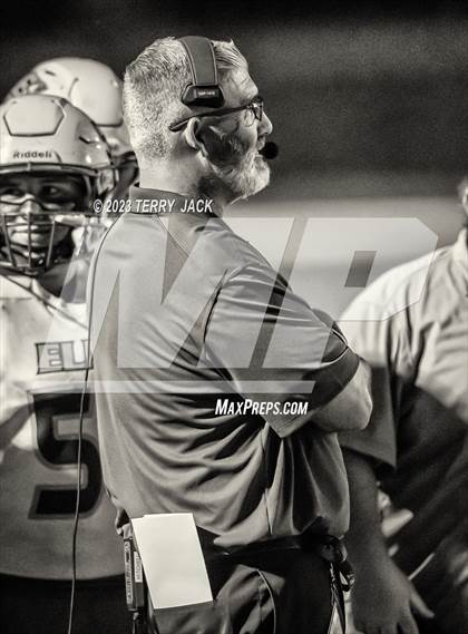 Thumbnail 2 in El Modena @ Yorba Linda photogallery.