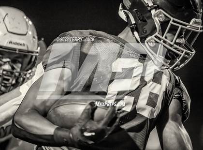 Thumbnail 3 in El Modena @ Yorba Linda photogallery.