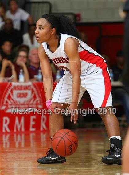Thumbnail 1 in Bishop Montgomery vs. Harvard-Westlake (CIF SoCal D4 Final) photogallery.