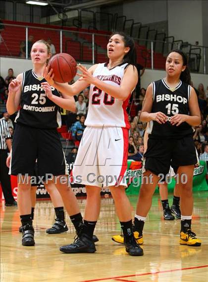 Thumbnail 1 in Bishop Montgomery vs. Harvard-Westlake (CIF SoCal D4 Final) photogallery.