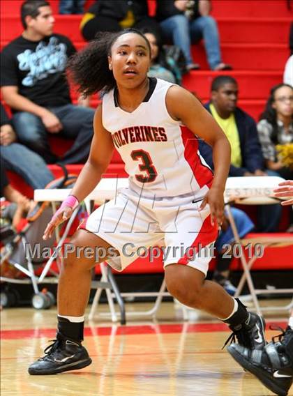 Thumbnail 3 in Bishop Montgomery vs. Harvard-Westlake (CIF SoCal D4 Final) photogallery.