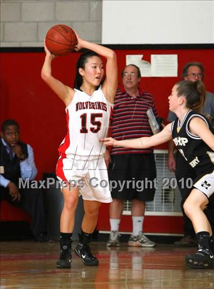 Thumbnail 2 in Bishop Montgomery vs. Harvard-Westlake (CIF SoCal D4 Final) photogallery.