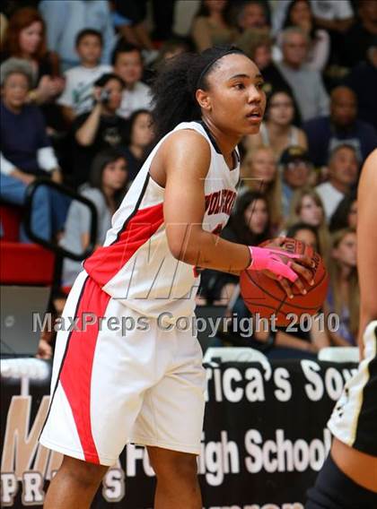Thumbnail 2 in Bishop Montgomery vs. Harvard-Westlake (CIF SoCal D4 Final) photogallery.