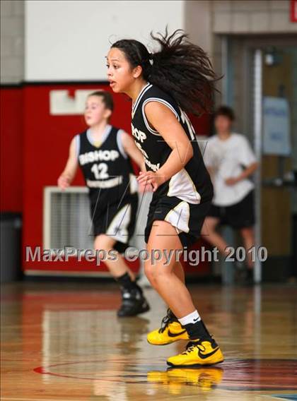 Thumbnail 3 in Bishop Montgomery vs. Harvard-Westlake (CIF SoCal D4 Final) photogallery.