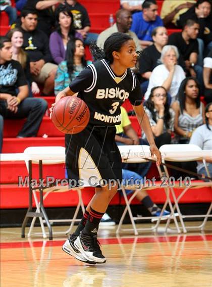 Thumbnail 2 in Bishop Montgomery vs. Harvard-Westlake (CIF SoCal D4 Final) photogallery.