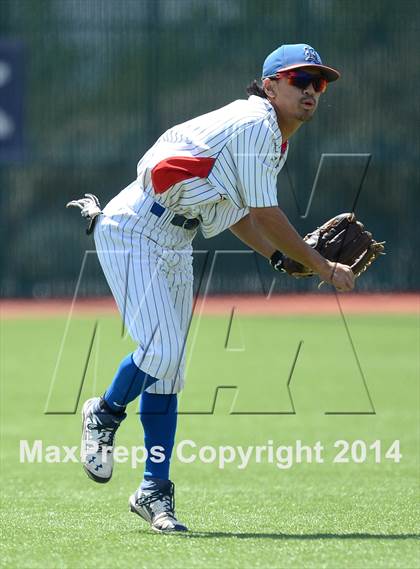 Thumbnail 3 in Damonte vs. Reno (NIAA D1 North Final) photogallery.