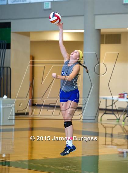 Thumbnail 3 in East Hamilton vs Cleveland photogallery.