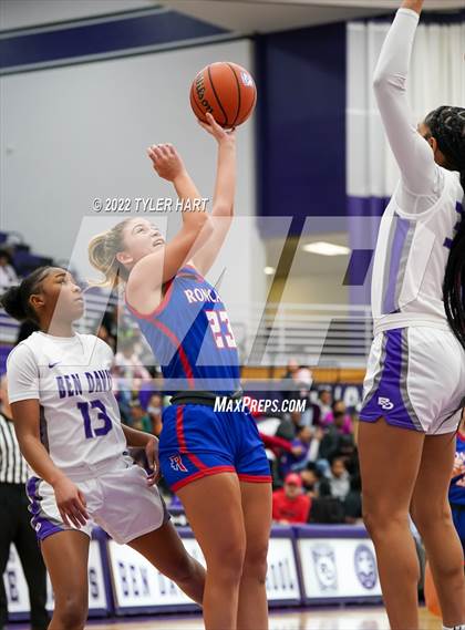 Thumbnail 1 in Roncalli @ Ben Davis photogallery.