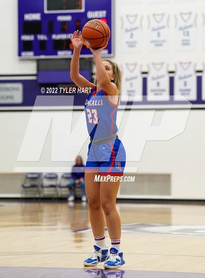Thumbnail 2 in Roncalli @ Ben Davis photogallery.