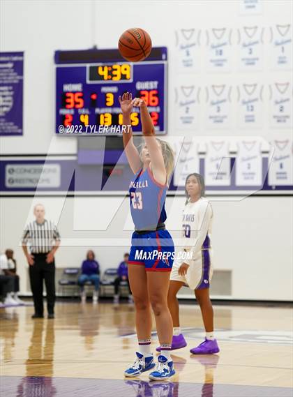 Thumbnail 3 in Roncalli @ Ben Davis photogallery.
