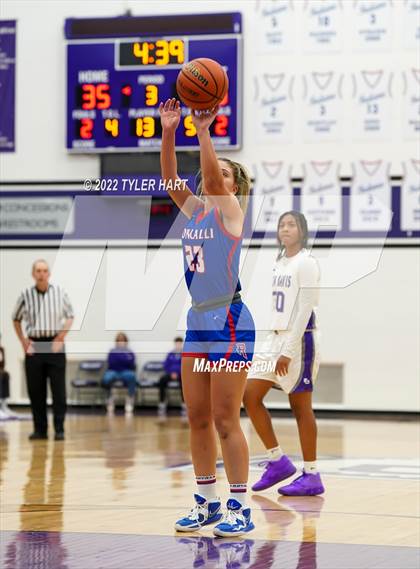 Thumbnail 2 in Roncalli @ Ben Davis photogallery.