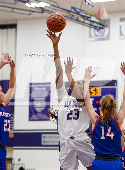 Thumbnail 1 in Roncalli @ Ben Davis photogallery.