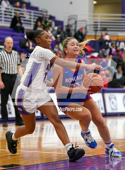 Thumbnail 2 in Roncalli @ Ben Davis photogallery.