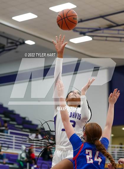 Thumbnail 3 in Roncalli @ Ben Davis photogallery.