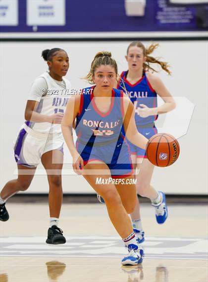 Thumbnail 2 in Roncalli @ Ben Davis photogallery.