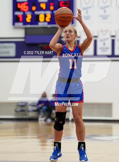 Thumbnail 2 in Roncalli @ Ben Davis photogallery.