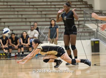 Thumbnail 3 in Edison @ Brackenridge photogallery.