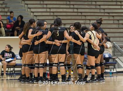 Thumbnail 3 in Edison @ Brackenridge photogallery.