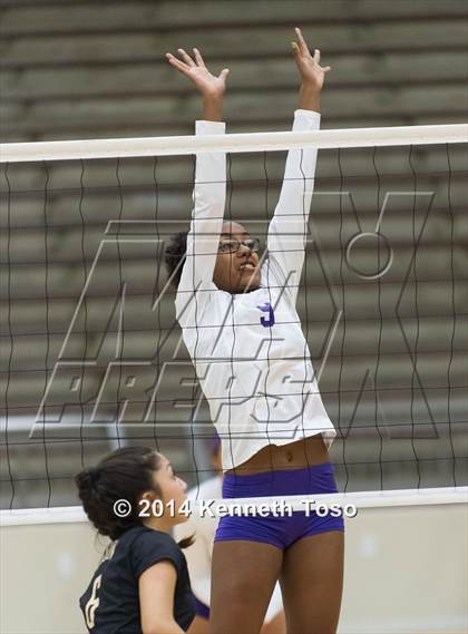 Thumbnail 3 in Edison @ Brackenridge photogallery.