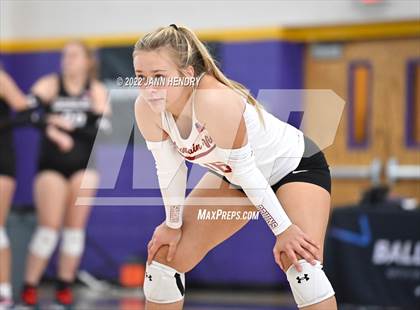 Thumbnail 3 in Mountain View vs. Mater Dei (Durango Fall Classic) photogallery.
