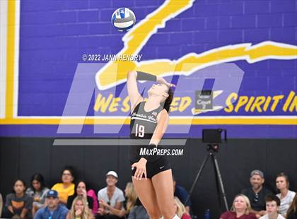 Thumbnail 3 in Mountain View vs. Mater Dei (Durango Fall Classic) photogallery.