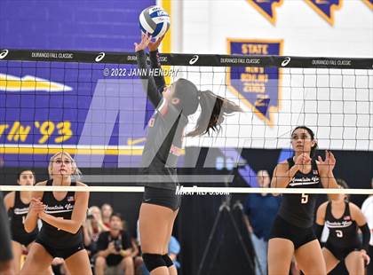 Thumbnail 3 in Mountain View vs. Mater Dei (Durango Fall Classic) photogallery.