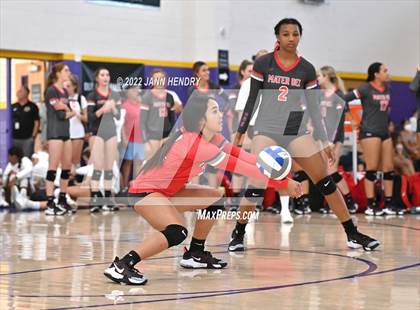 Thumbnail 2 in Mountain View vs. Mater Dei (Durango Fall Classic) photogallery.