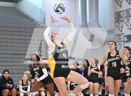 Thumbnail 2 in Mountain View vs. Mater Dei (Durango Fall Classic) photogallery.
