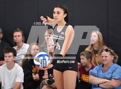 Thumbnail 2 in Mountain View vs. Mater Dei (Durango Fall Classic) photogallery.