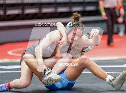 Thumbnail 1 in UHSAA 6A Finals photogallery.
