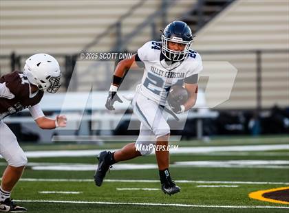 Thumbnail 1 in JV: Valley Christian @ Saint Francis photogallery.