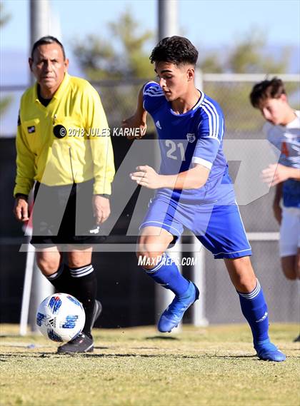 Thumbnail 2 in Bishop Gorman vs Sierra Vista photogallery.