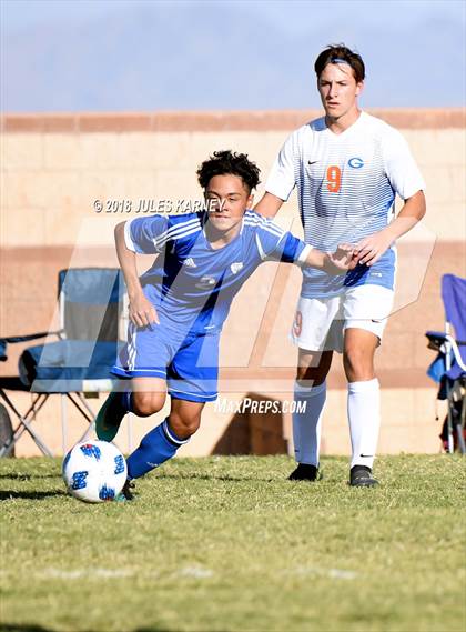 Thumbnail 2 in Bishop Gorman vs Sierra Vista photogallery.