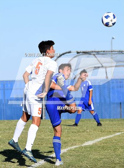 Thumbnail 3 in Bishop Gorman vs Sierra Vista photogallery.